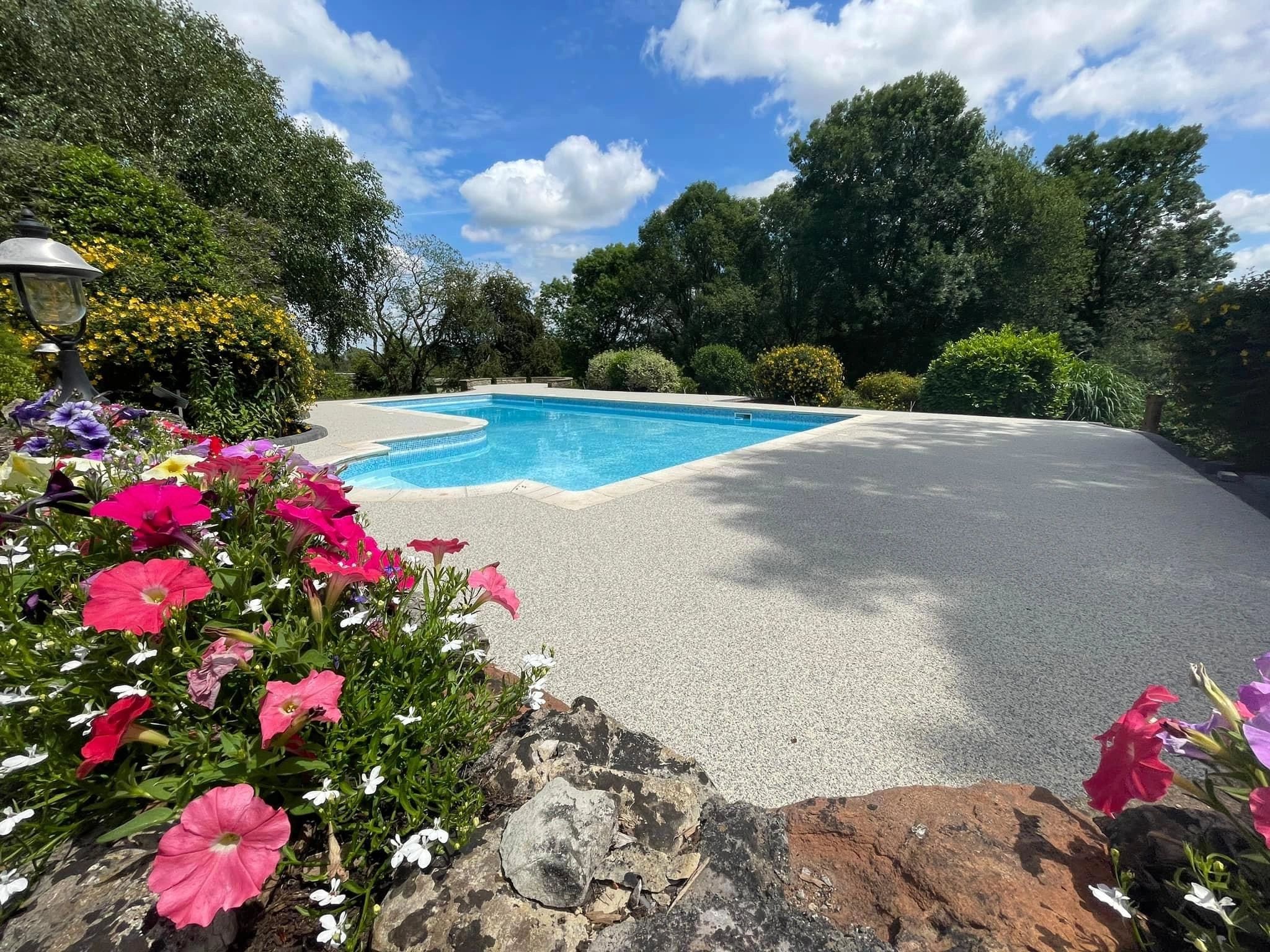 Resin rock pool surround